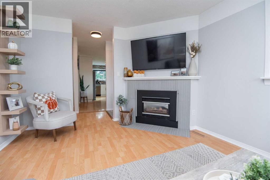 99 Pearson Crescent, Red Deer