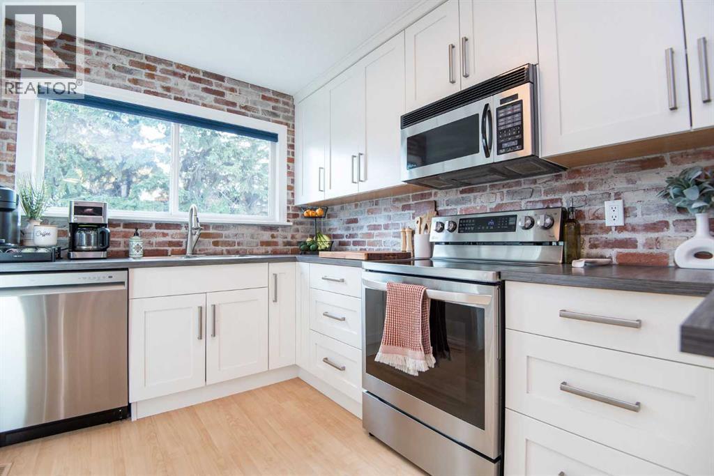 99 Pearson Crescent, Red Deer