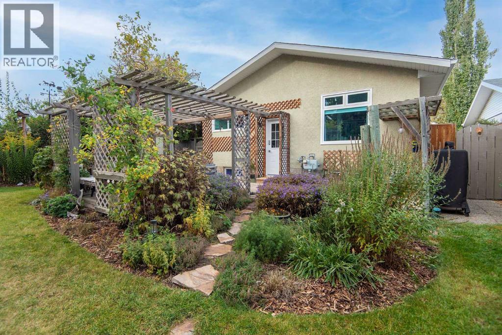 99 Pearson Crescent, Red Deer