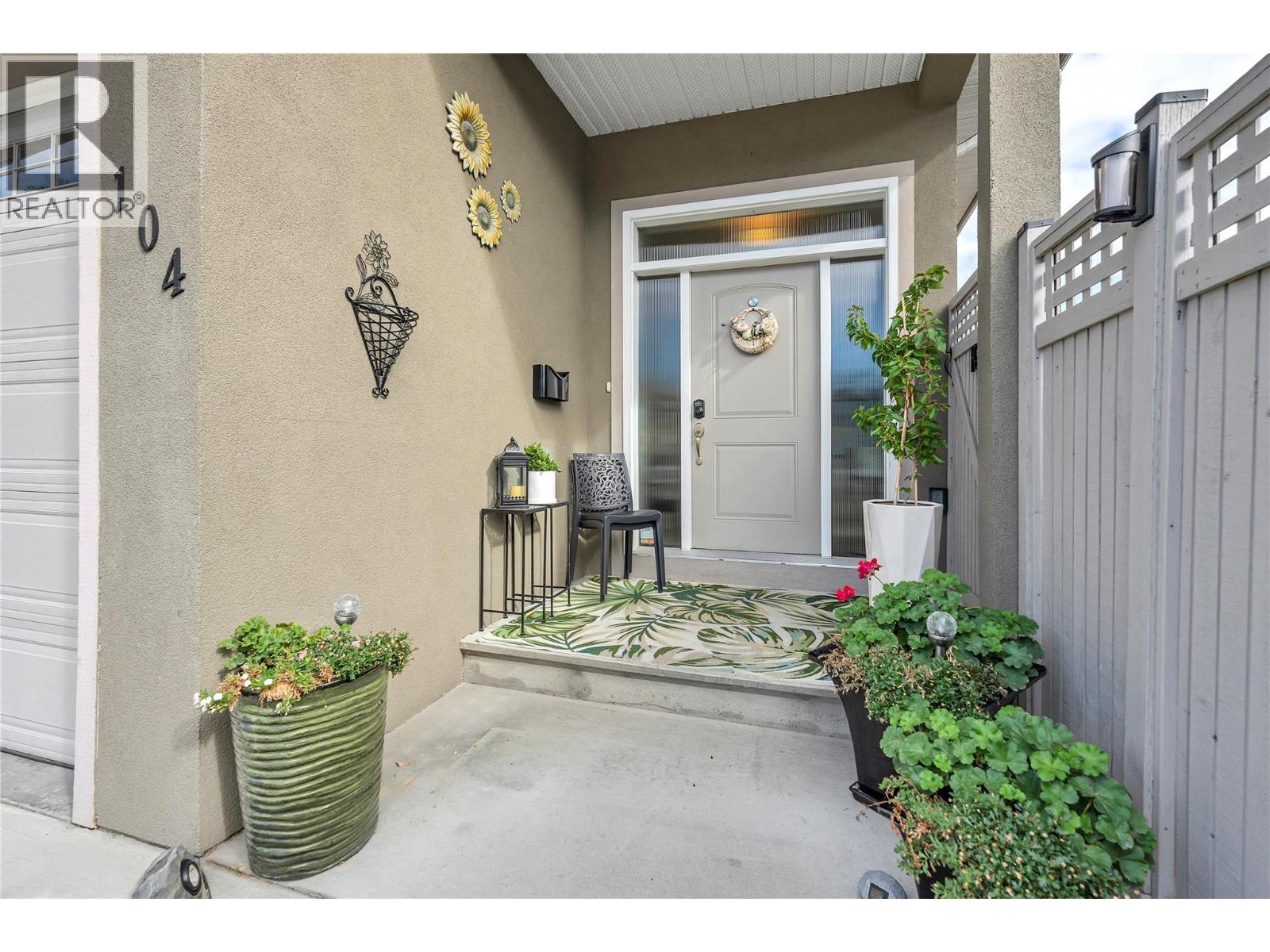 #104-801 Ontario Street, Penticton