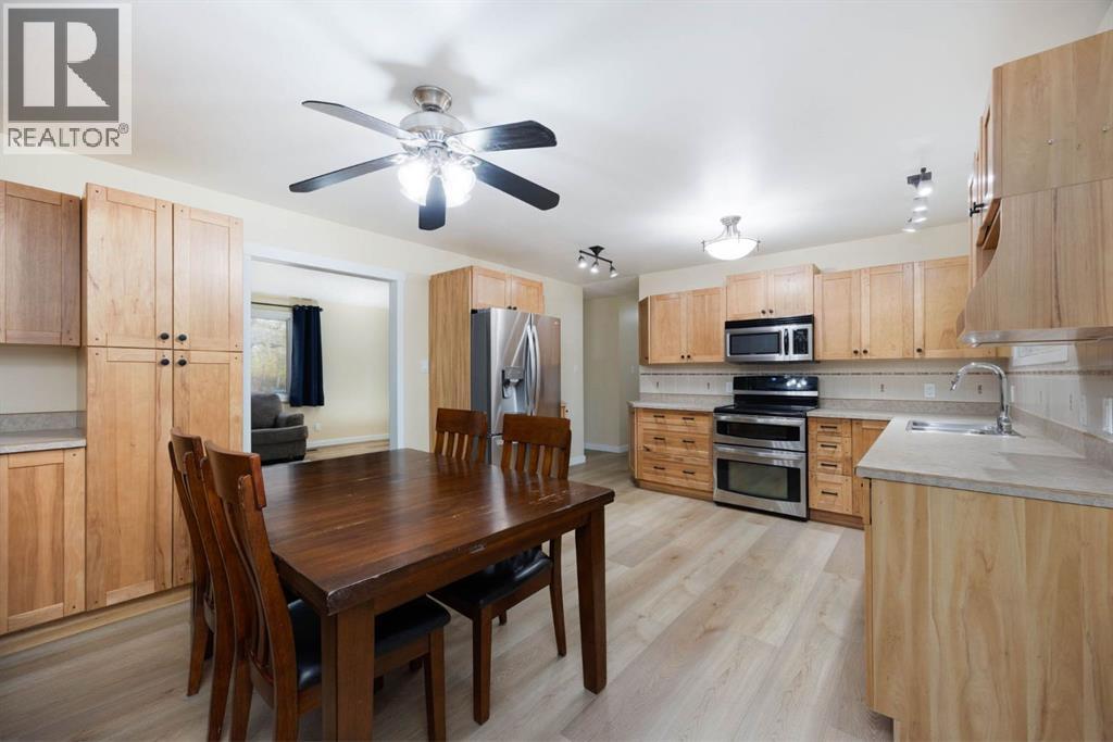 449 Signal Road, Fort McMurray