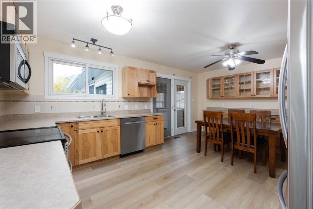 449 Signal Road, Fort McMurray