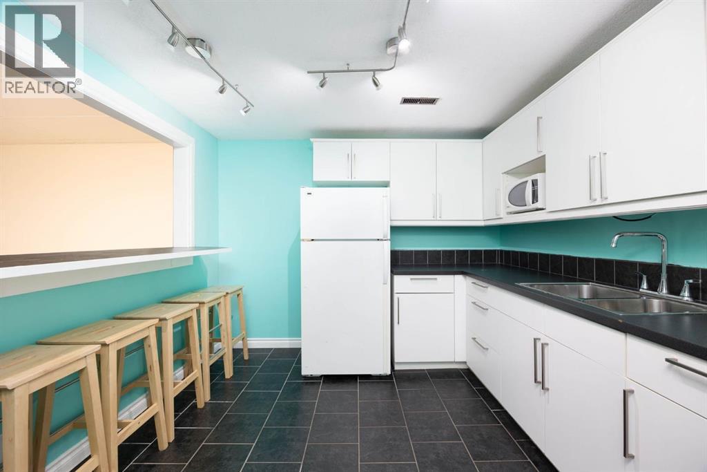 449 Signal Road, Fort McMurray