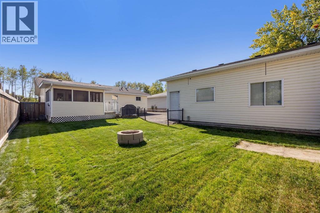 449 Signal Road, Fort McMurray