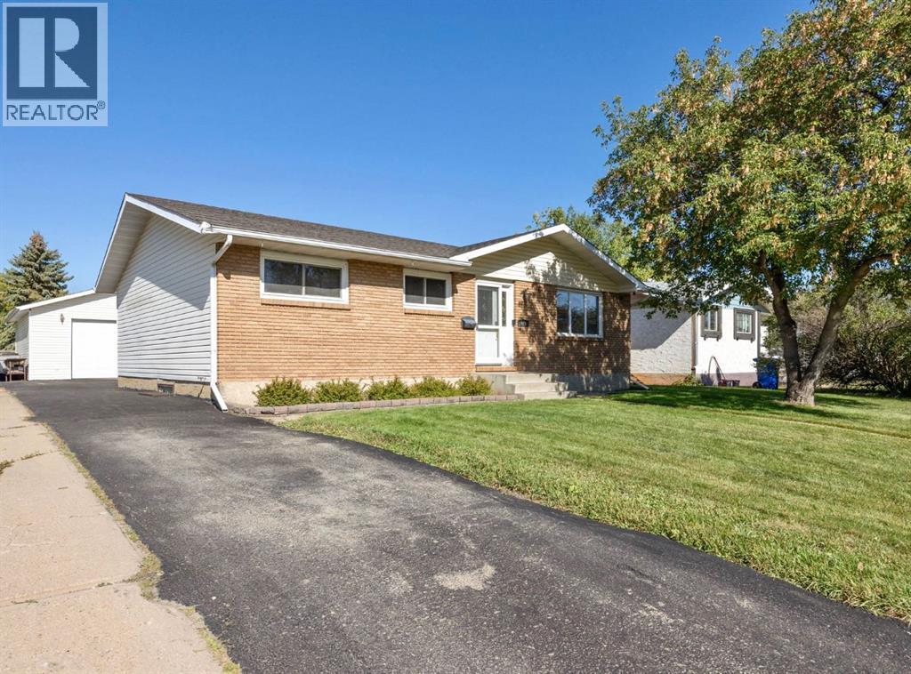 449 Signal Road, Fort McMurray