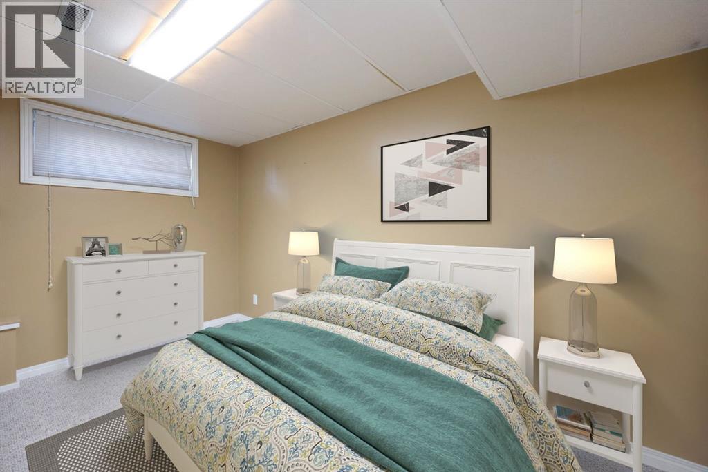 449 Signal Road, Fort McMurray