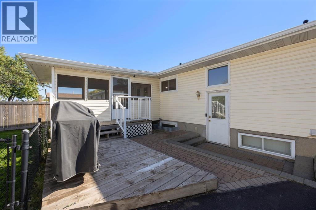 449 Signal Road, Fort McMurray