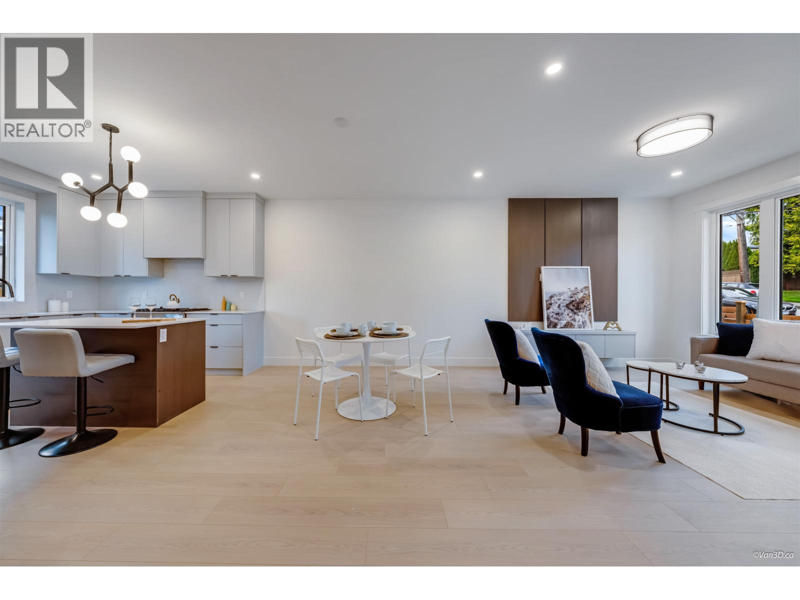 3 7893 2ND STREET, Burnaby