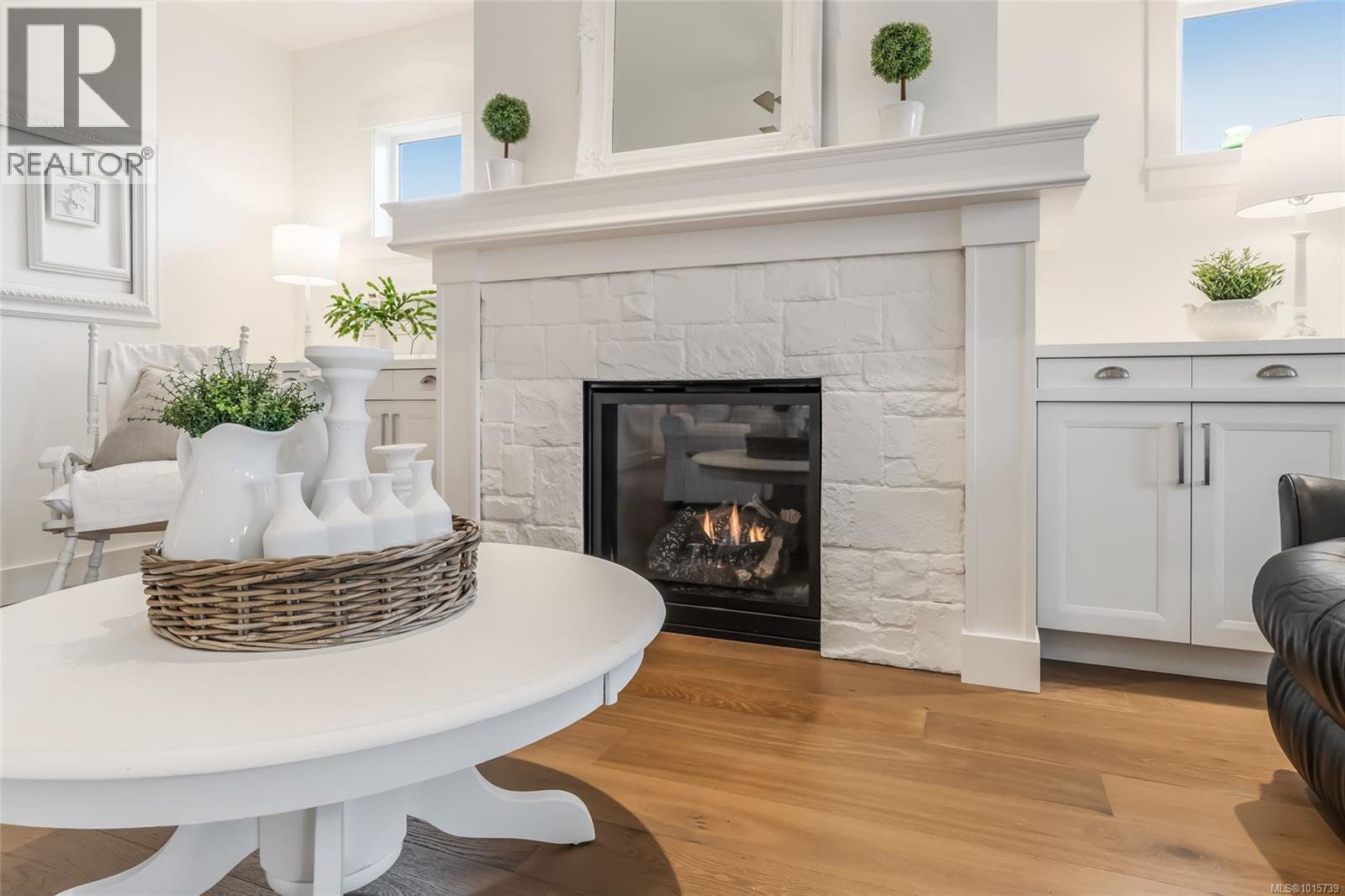 1000 Brookfield Crescent, Parksville