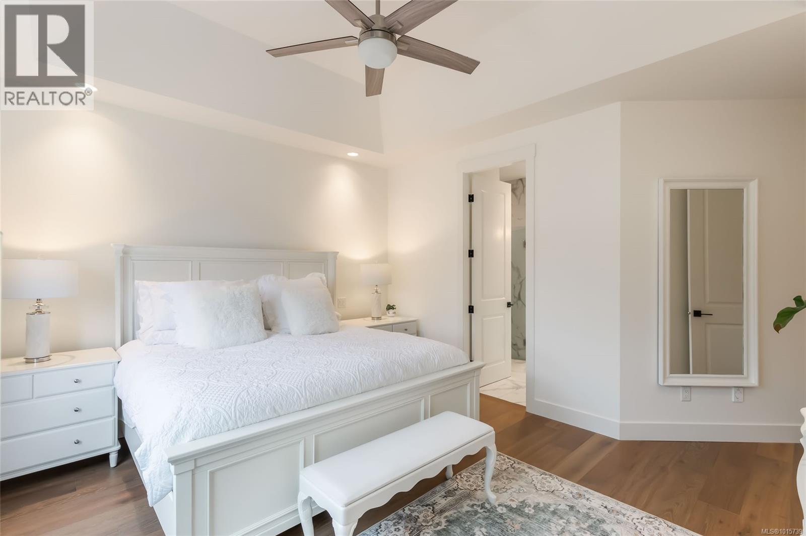  1000 Brookfield Crescent, Parksville