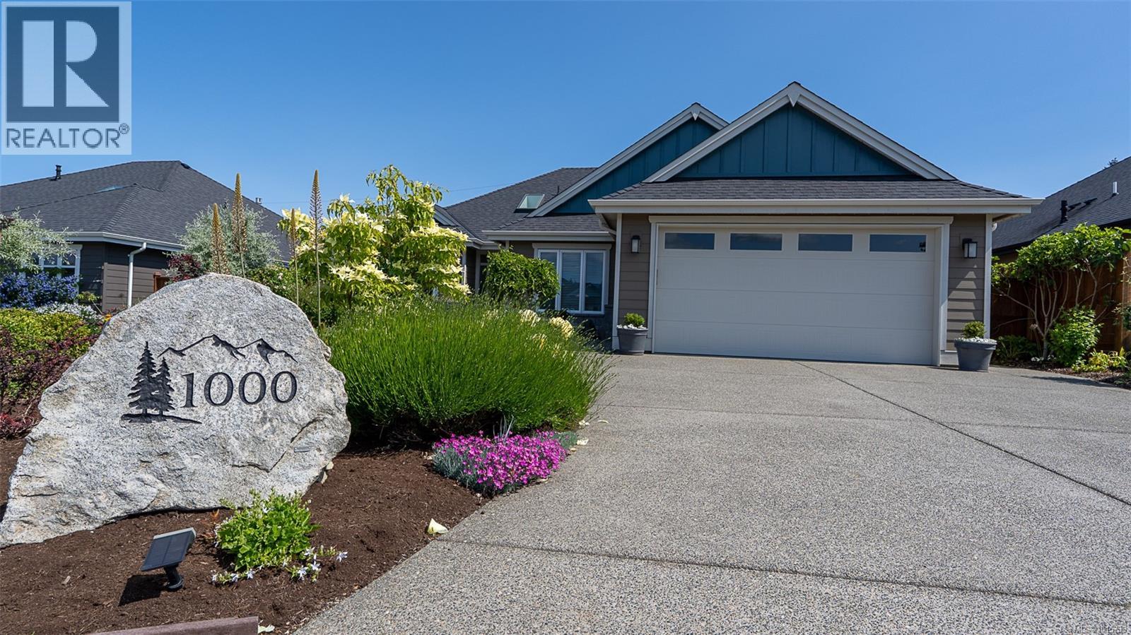  1000 Brookfield Crescent, Parksville