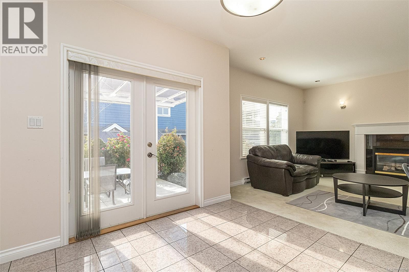  1734 Mamich Circle, Saanich