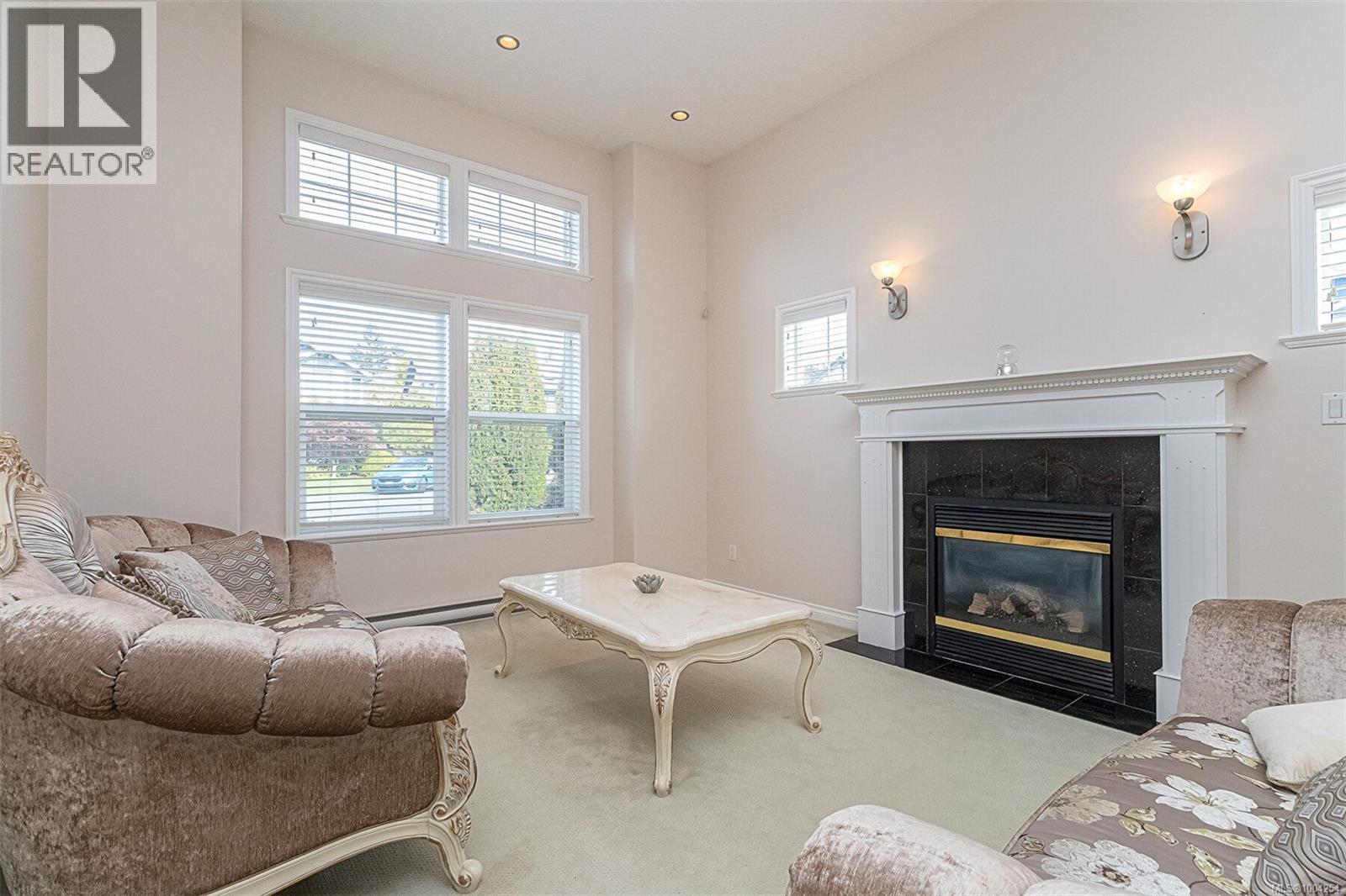  1734 Mamich Circle, Saanich
