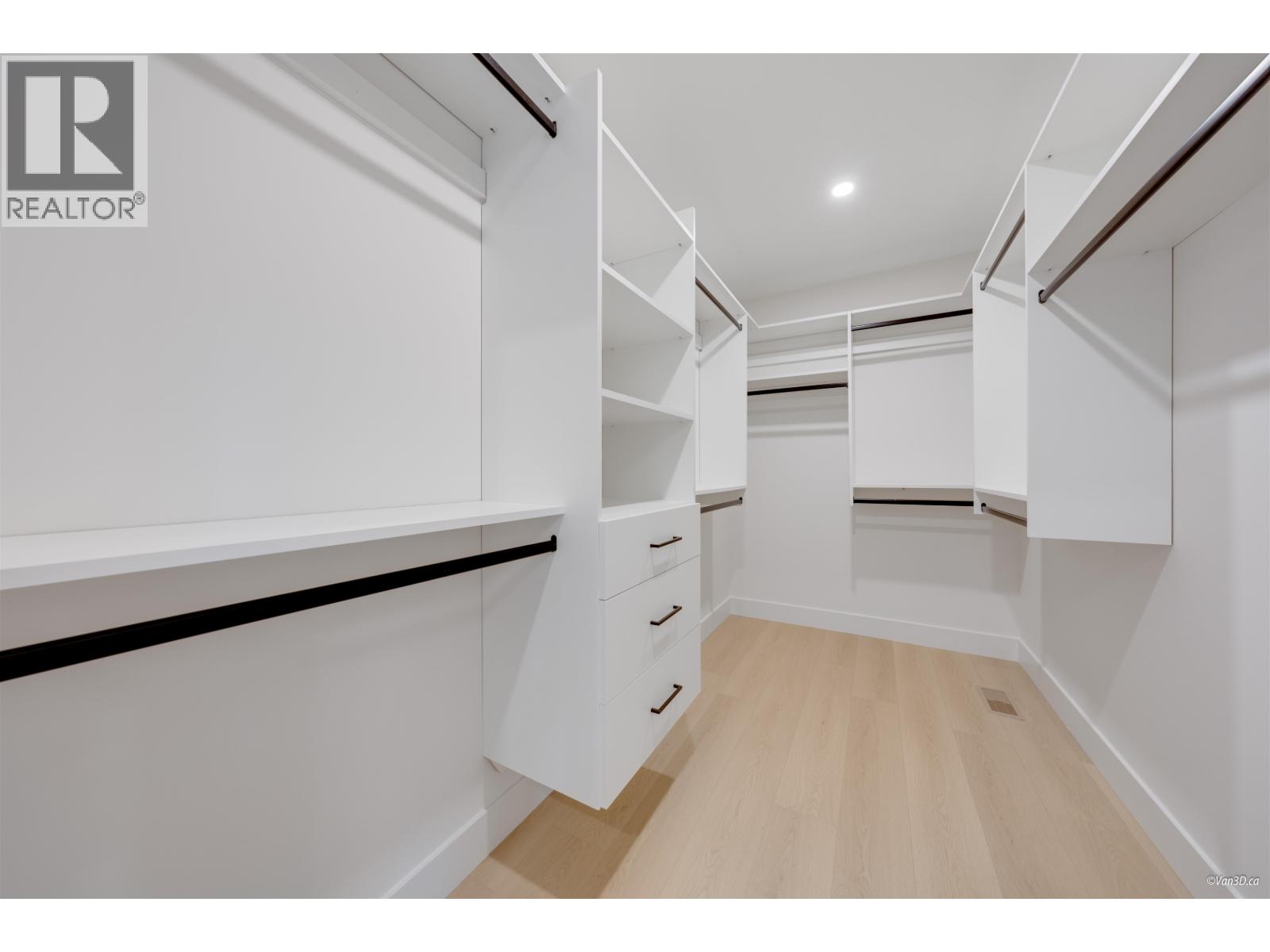 4 7893 2ND STREET, Burnaby