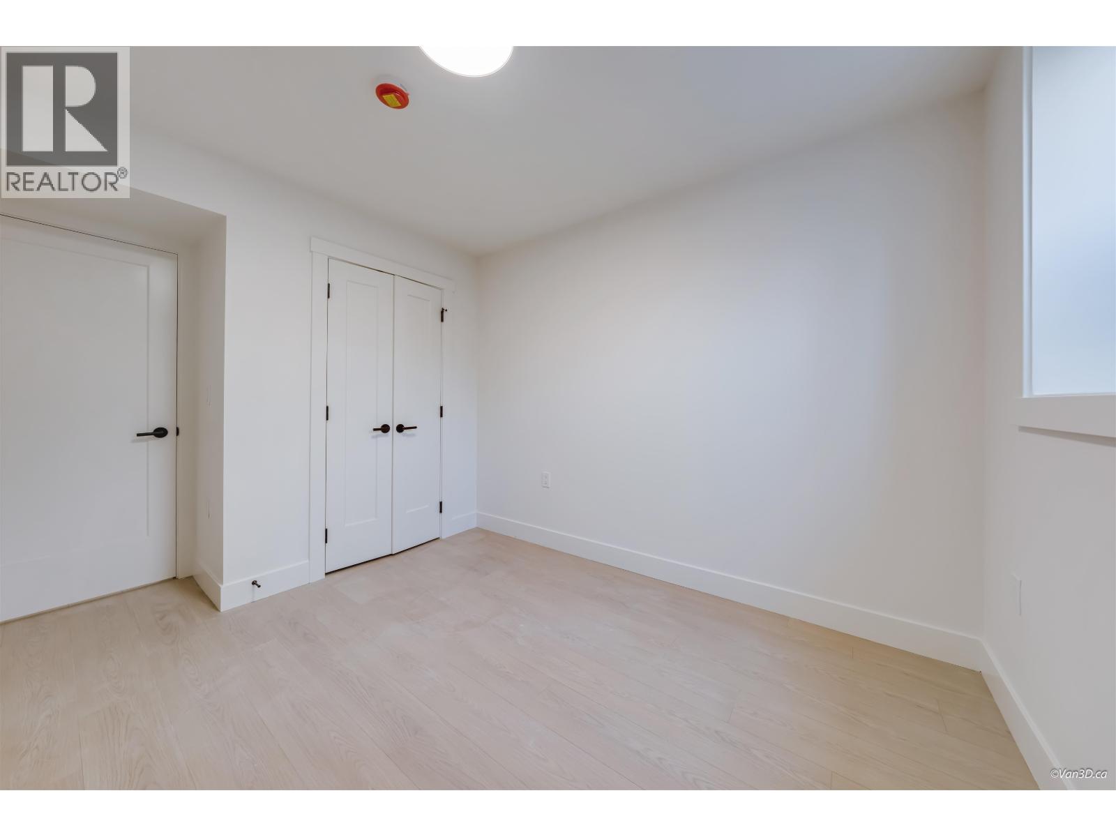 4 7893 2ND STREET, Burnaby