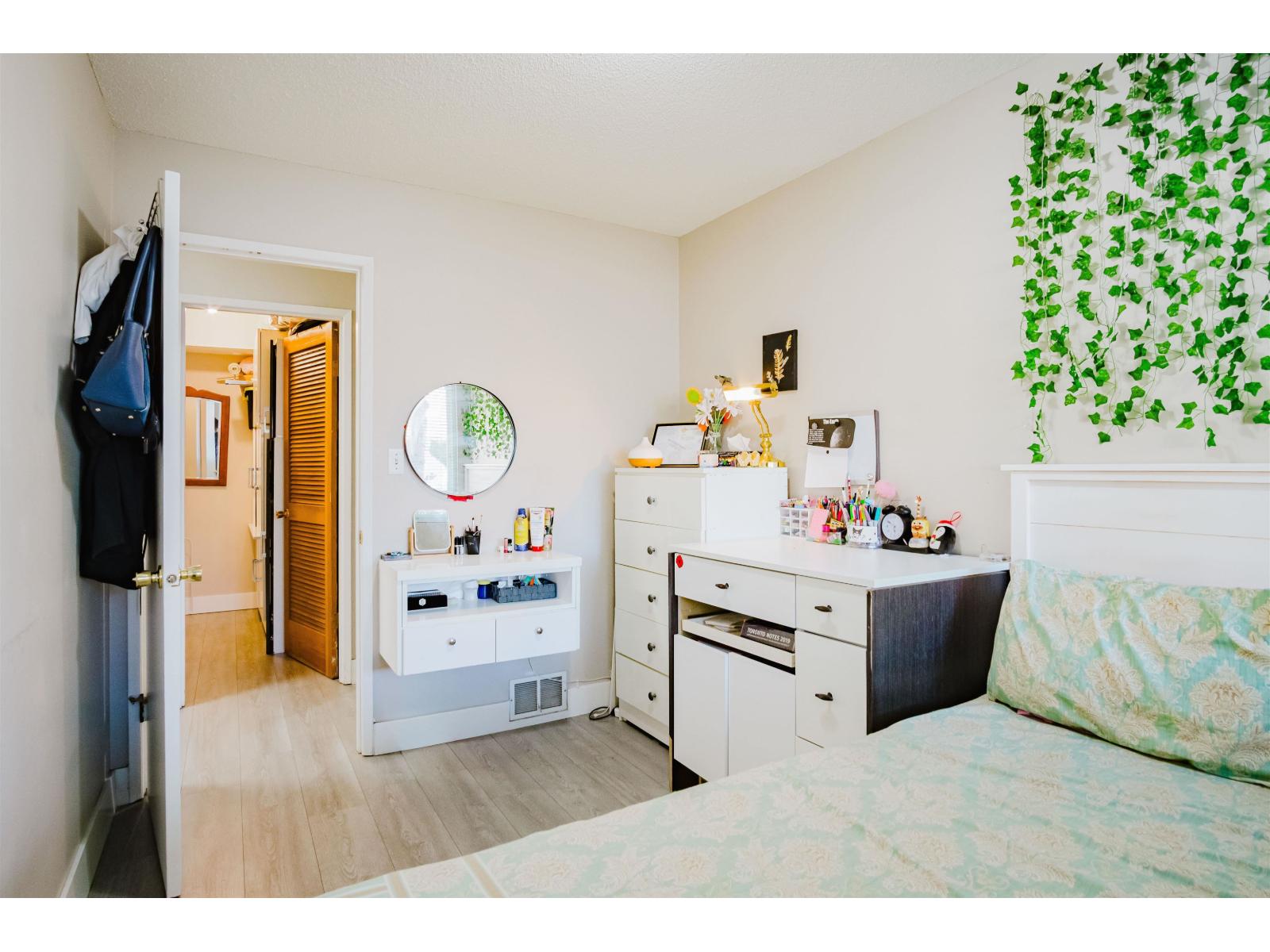 #202-11901 89A, Delta