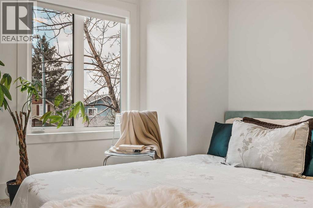 Single Family House for Sale in   Street NW West Hillhurst Calgary 