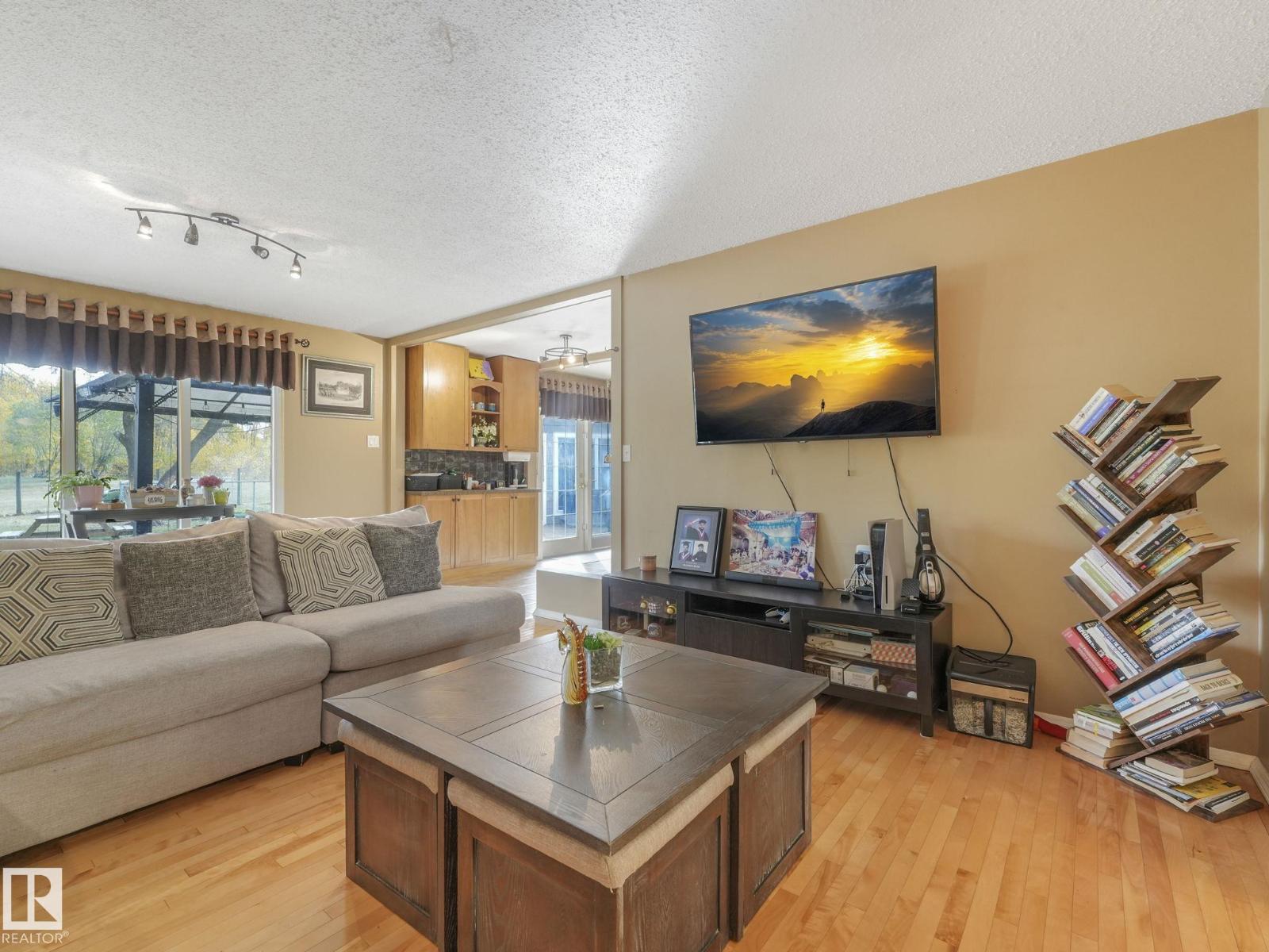 #37 52249 range road 233, Rural Strathcona County