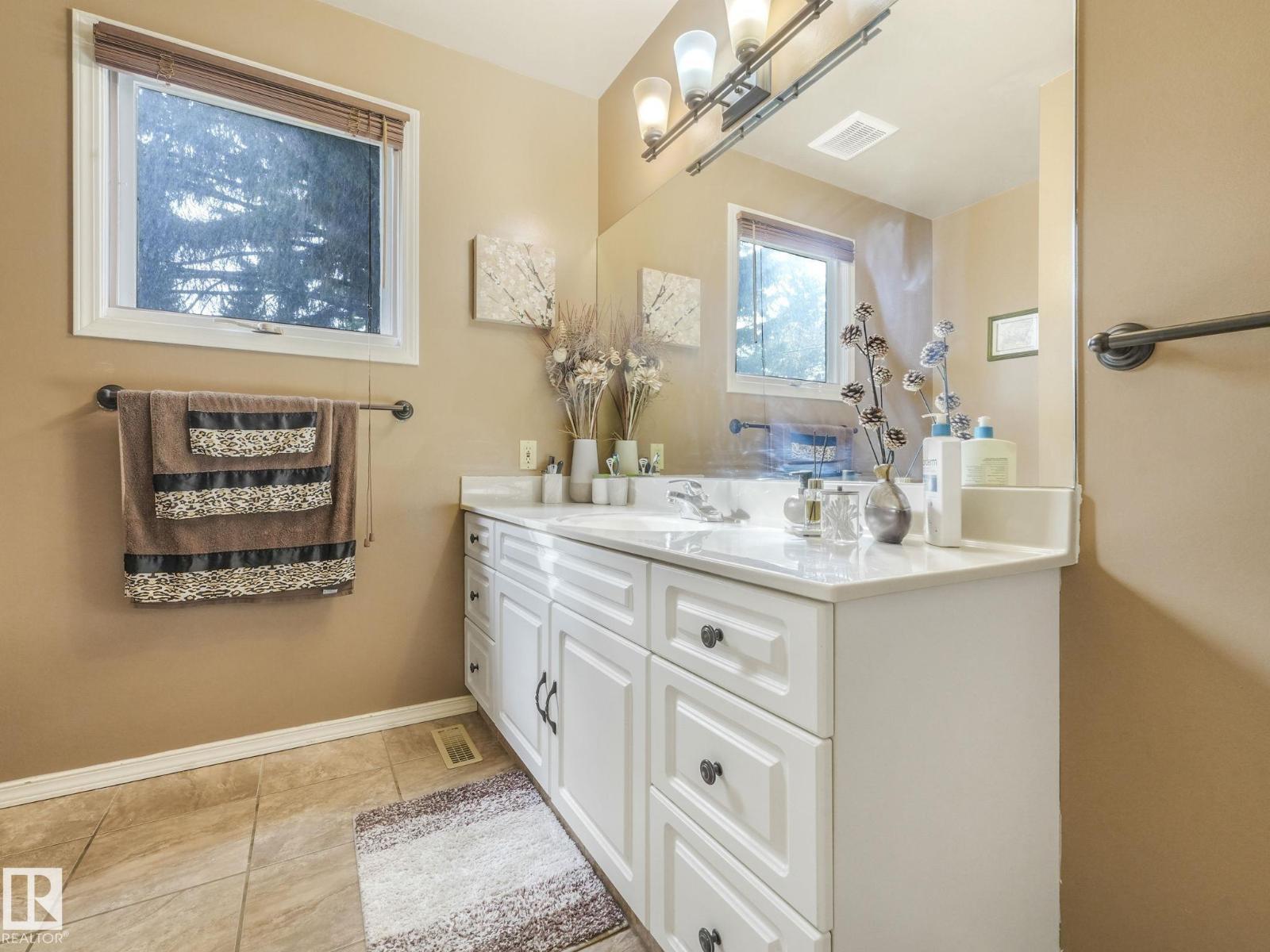 #37 52249 range road 233, Rural Strathcona County