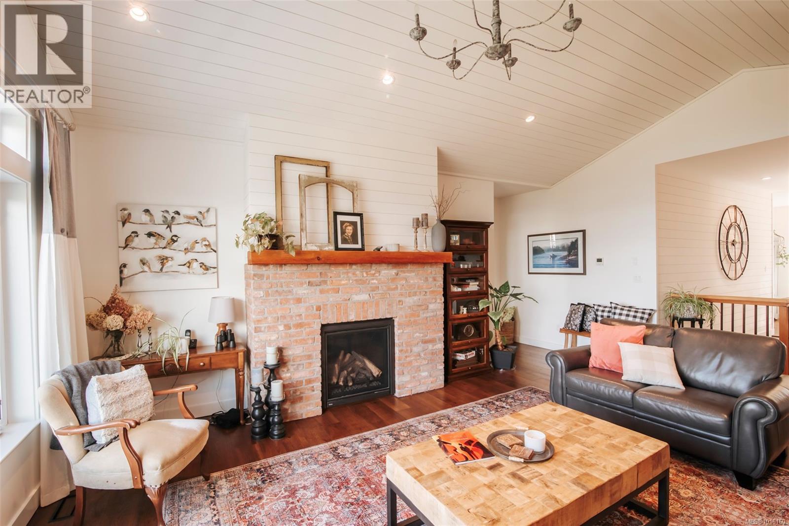  347 Collins Road, Salt Spring