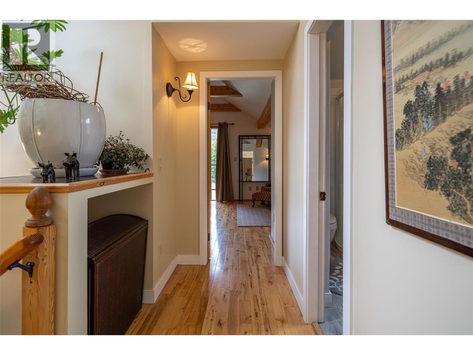  1075 Six Mile Creek Road, Vernon