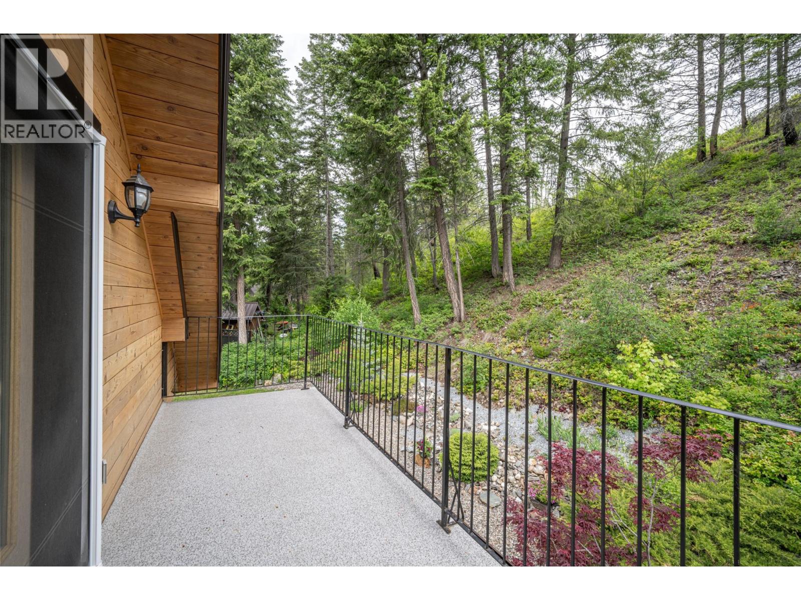  1075 Six Mile Creek Road, Vernon