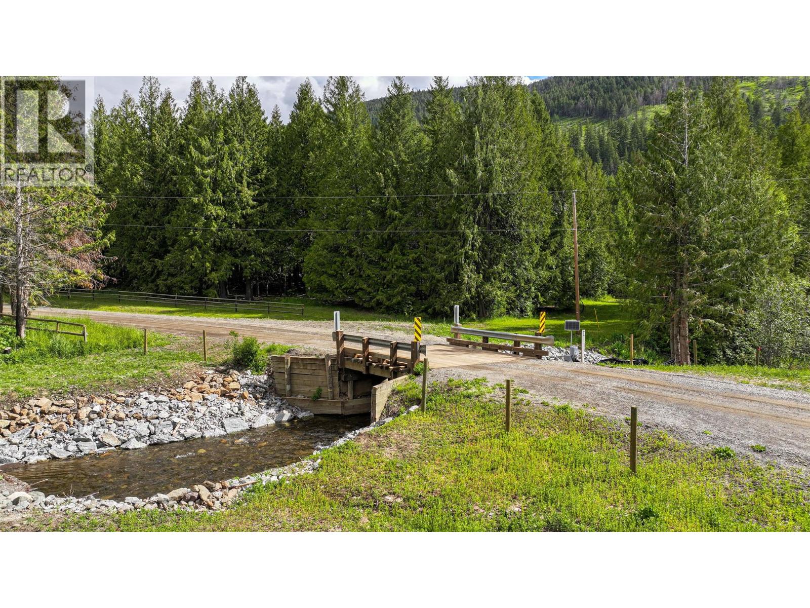  1075 Six Mile Creek Road, Vernon