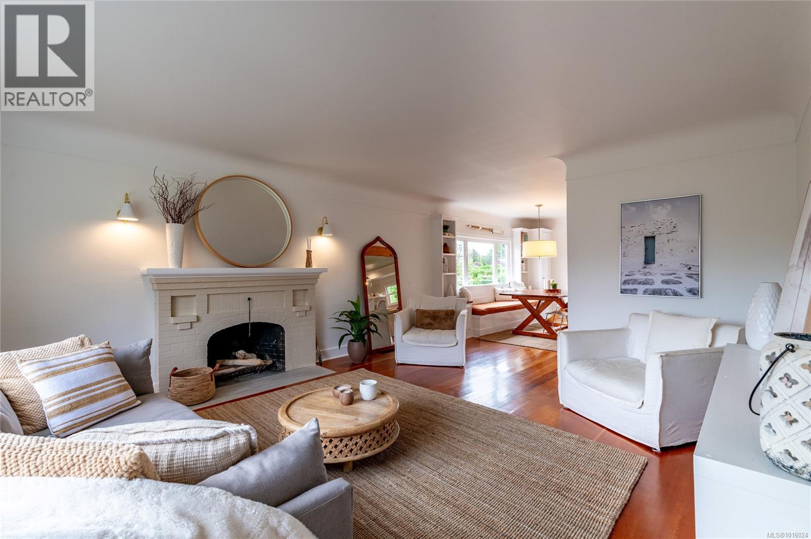  2709 Burdick Avenue, Oak Bay