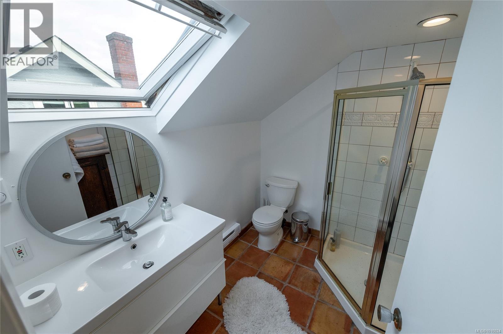  2709 Burdick Avenue, Oak Bay