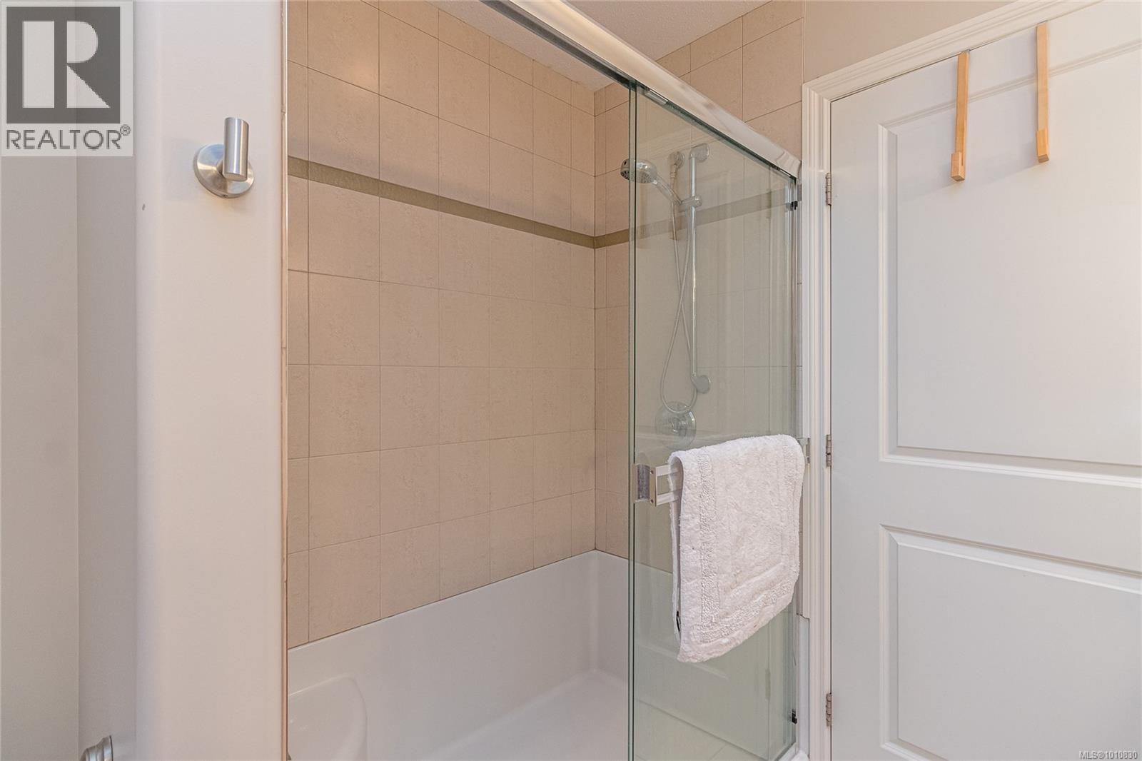 1283 Roberton Blvd, Parksville