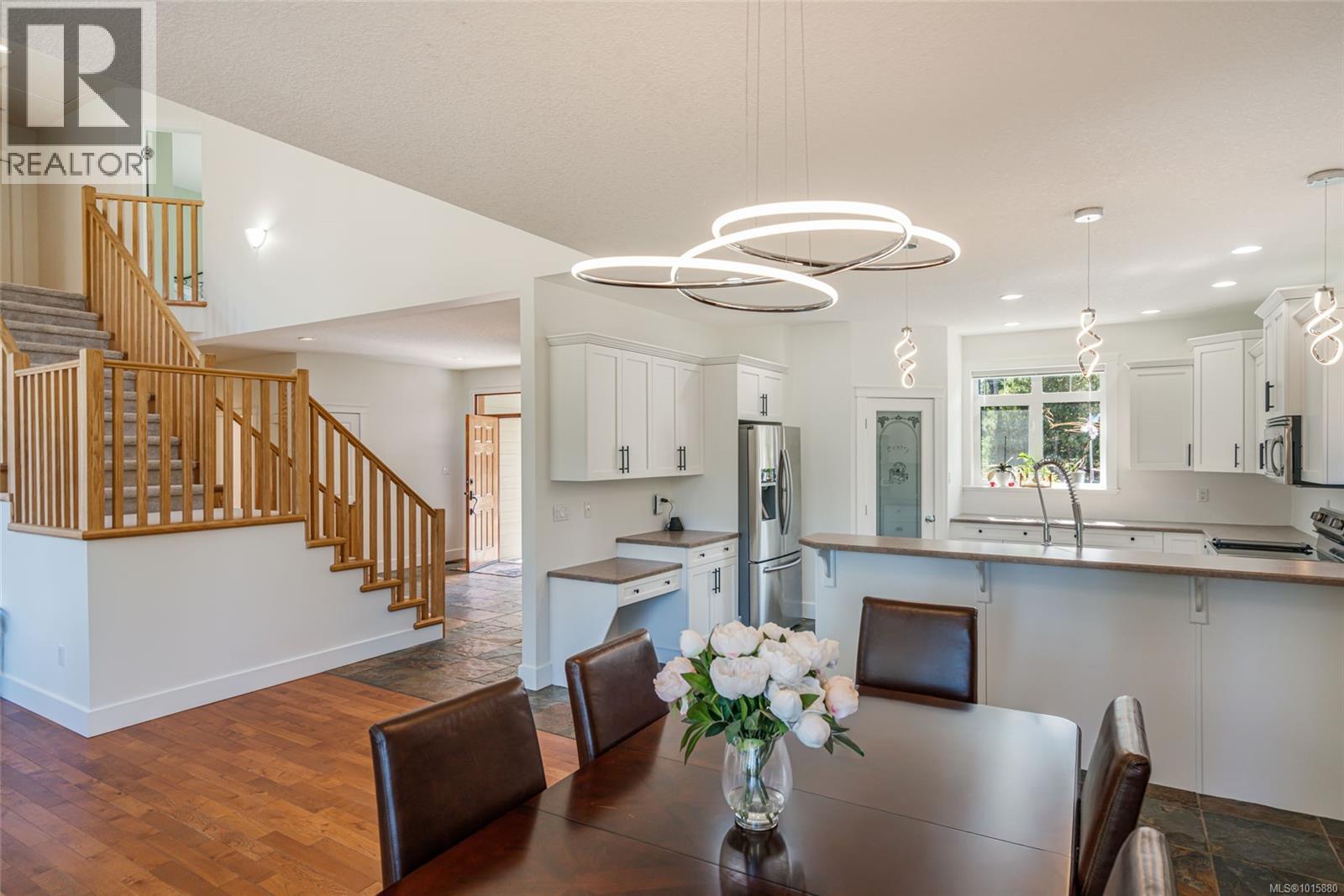 1075 Cinnamon Sedge Way, Nanoose Bay