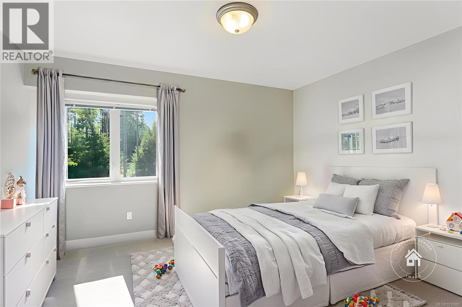 1075 Cinnamon Sedge Way, Nanoose Bay