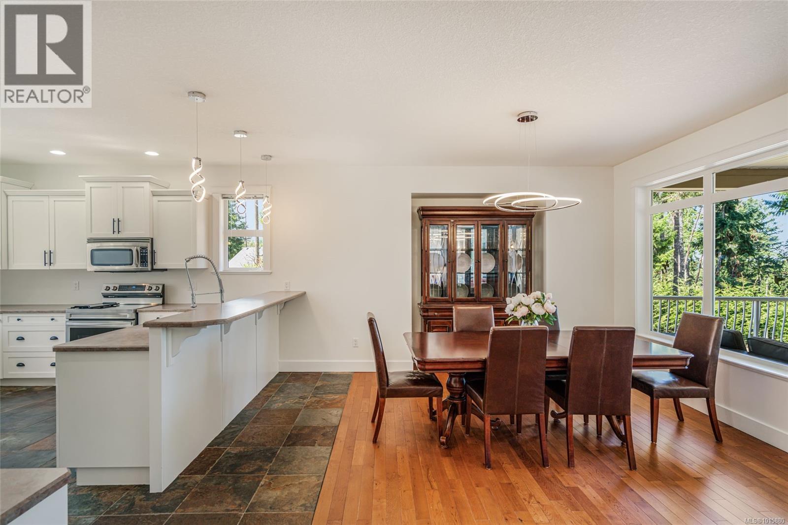 1075 Cinnamon Sedge Way, Nanoose Bay