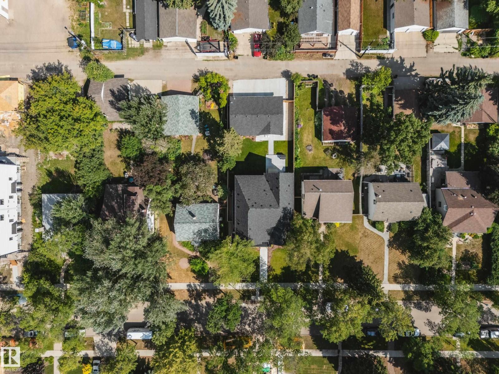 14018 104 AV NW, Edmonton