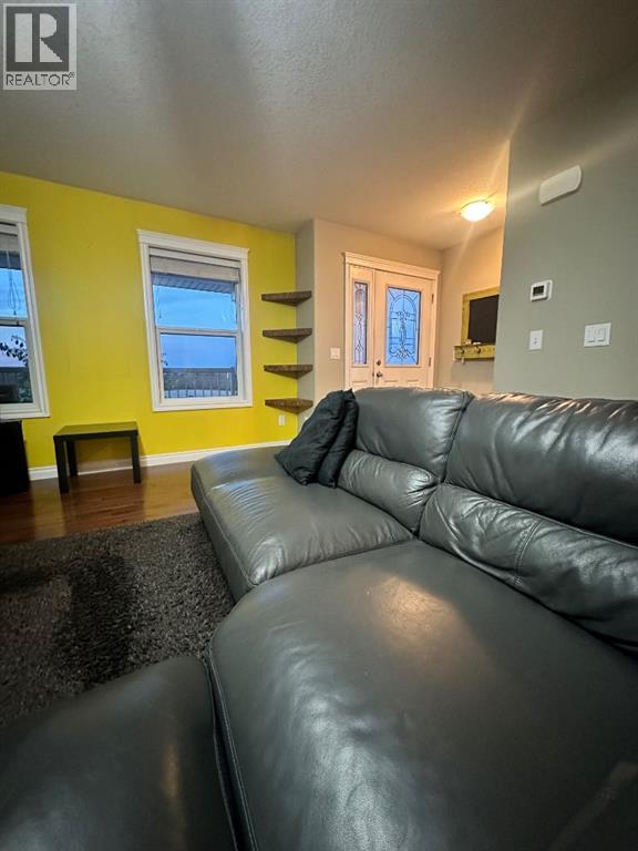 221 Callen Drive, Fort McMurray
