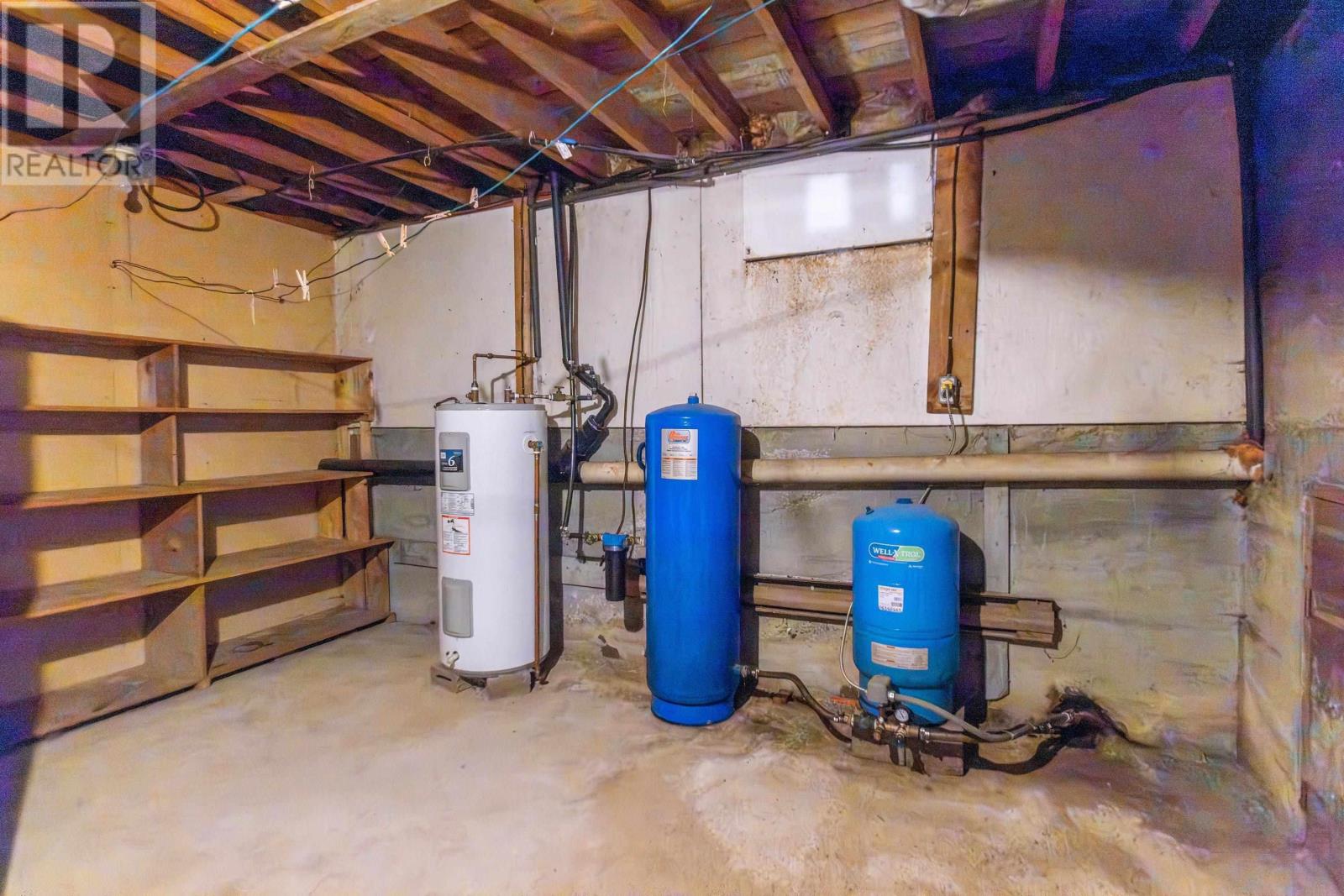 Property 34 of 40 of 9242 Highway 2