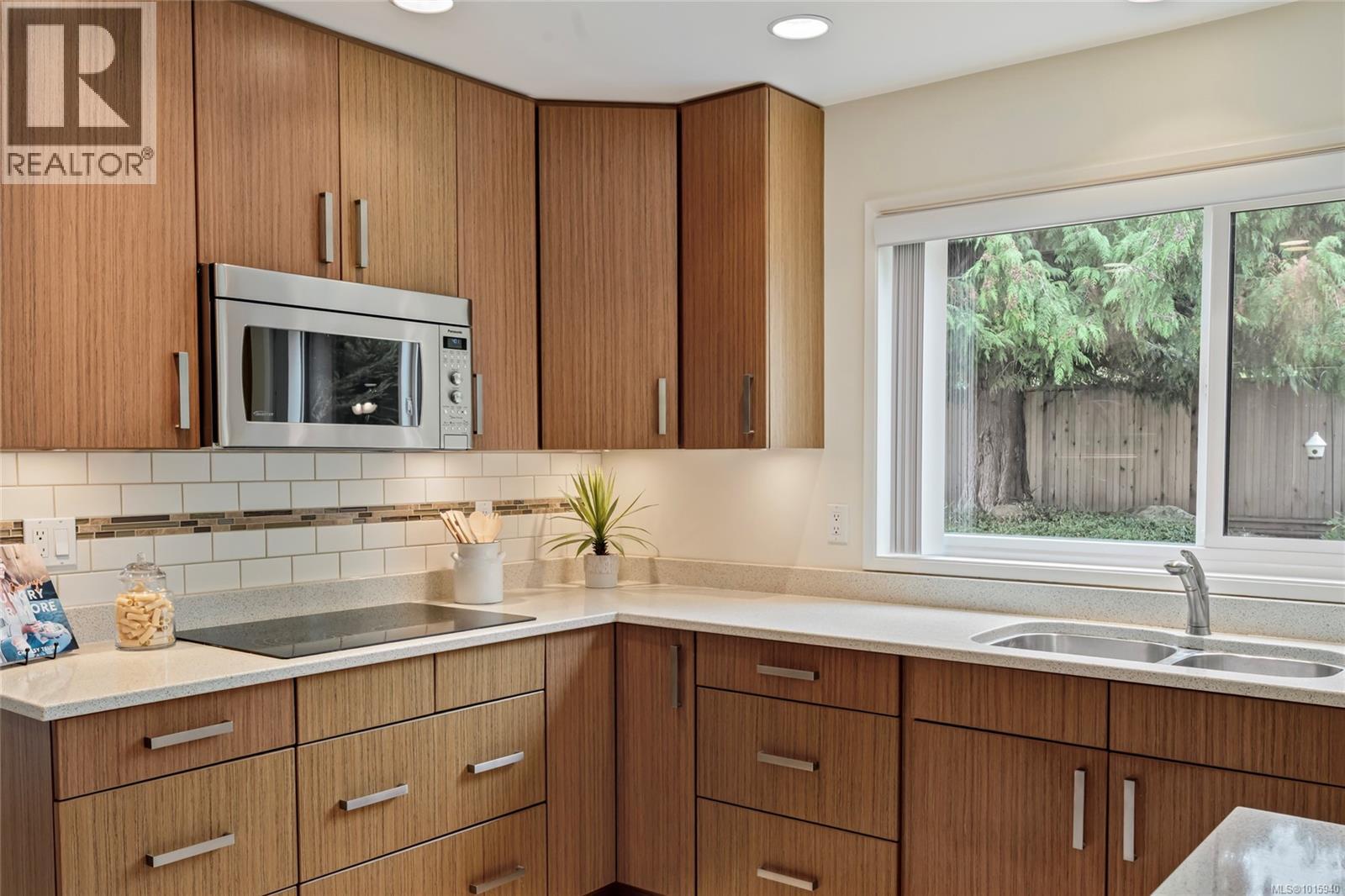  4066 Jason Place, Saanich