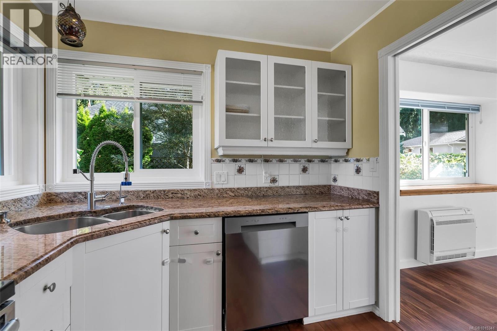  796 Worthington Place, Saanich
