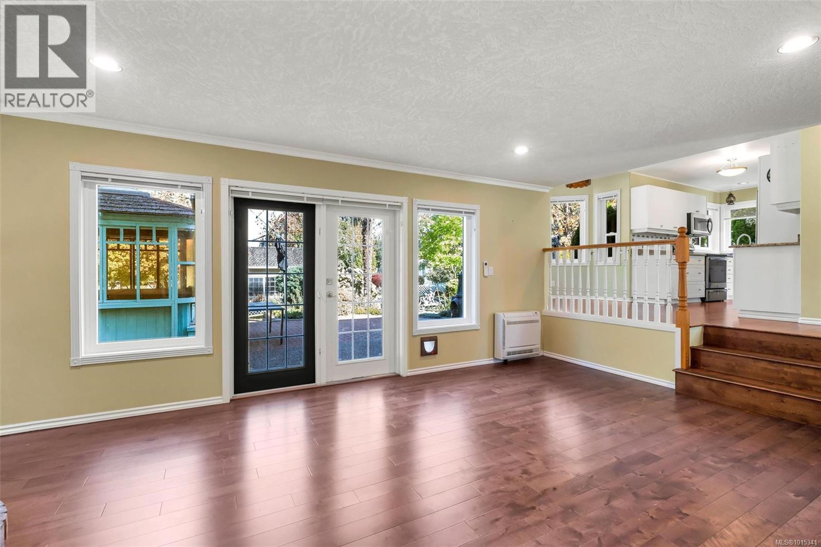  796 Worthington Place, Saanich