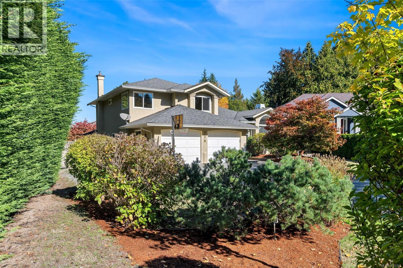  796 Worthington Place, Saanich