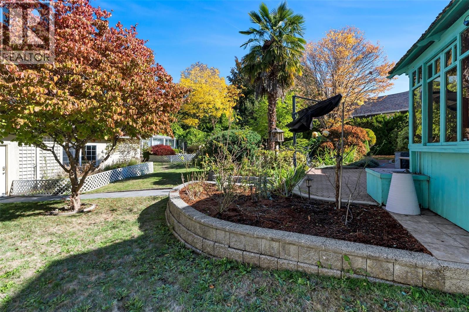  796 Worthington Place, Saanich