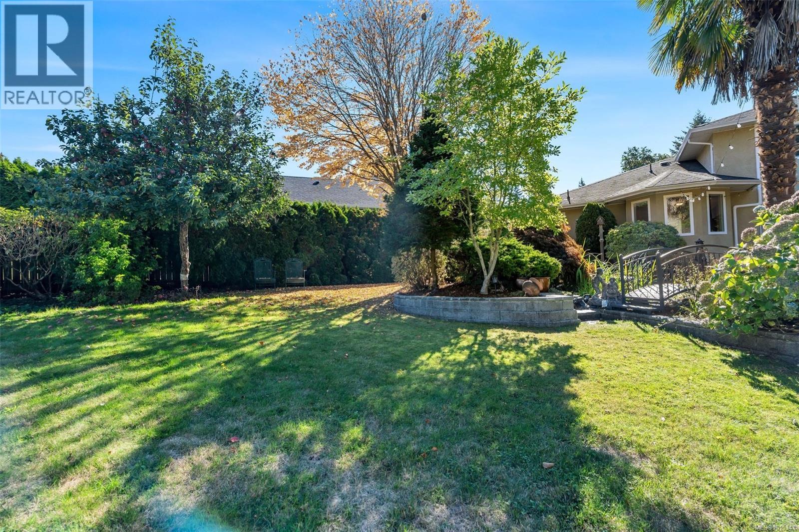  796 Worthington Place, Saanich