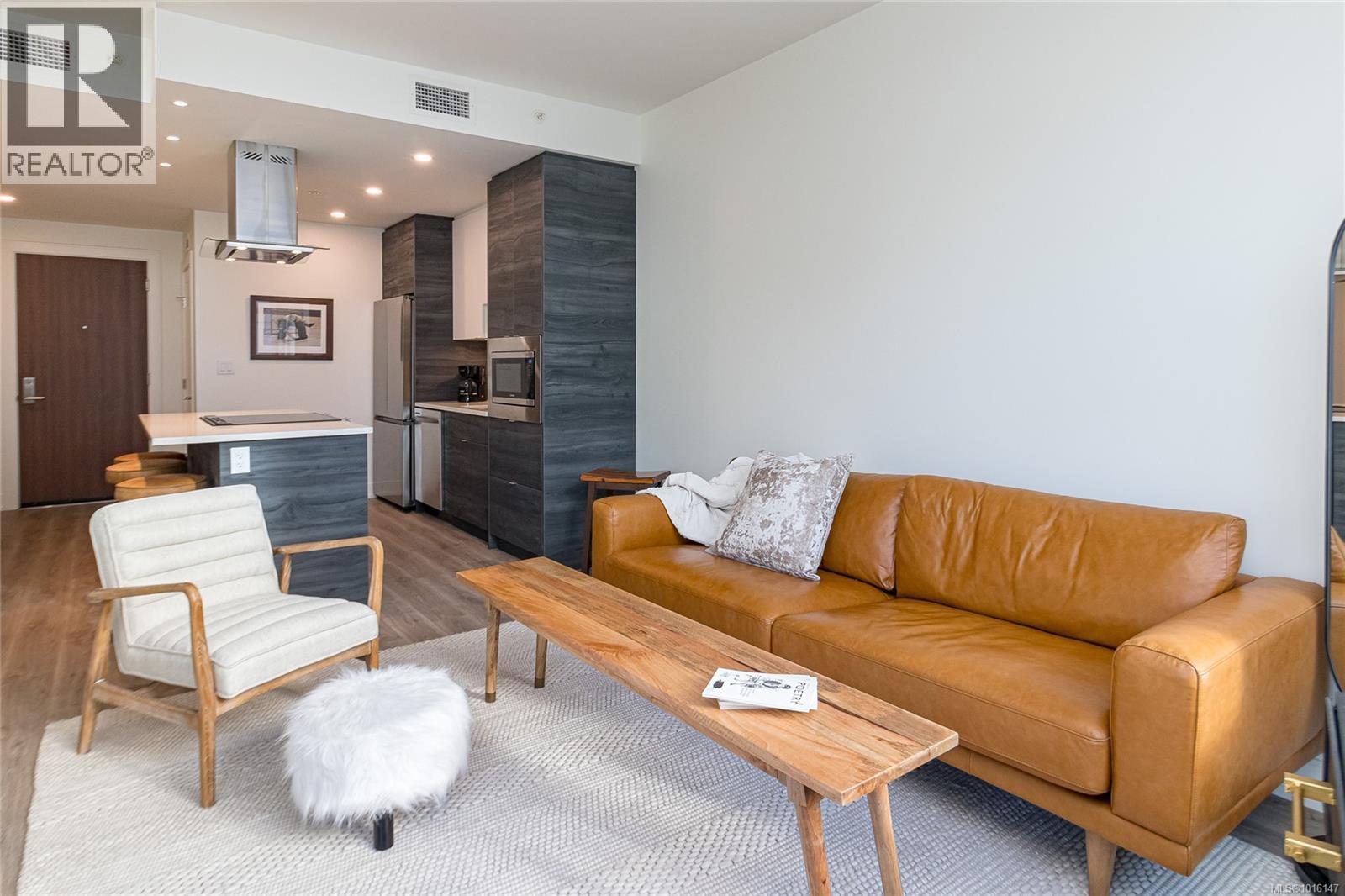 816 1628 Store Street, Victoria