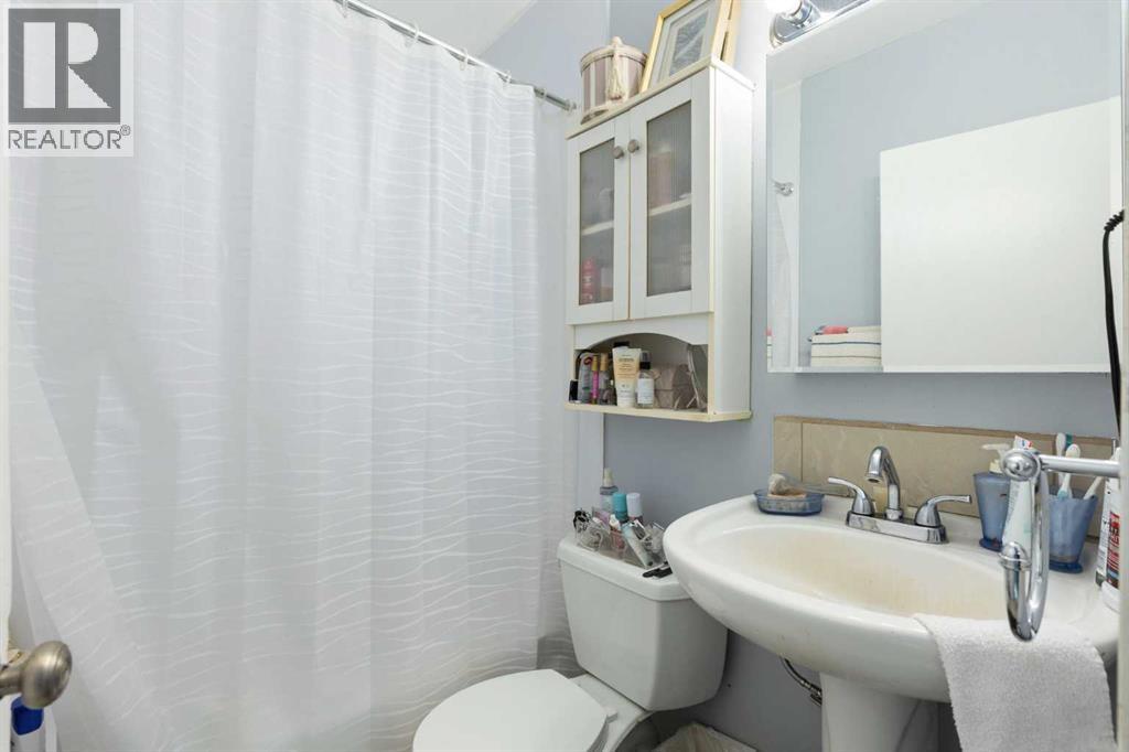 Multi-family House Bi-level for Sale in   Avenue SW South Calgary Calgary 