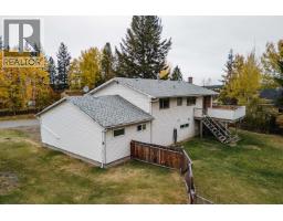 835 Spruce Avenue, 100 Mile House, BC V0K2E0 Photo 26