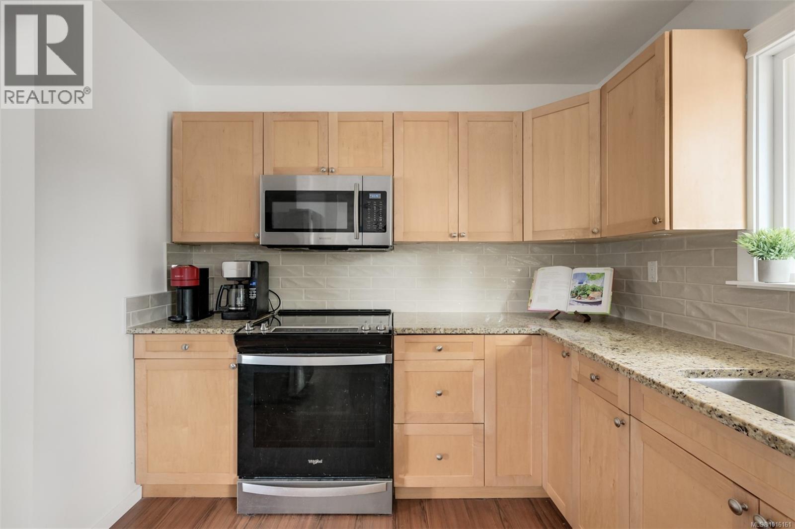  2874 Pickford Road, Colwood
