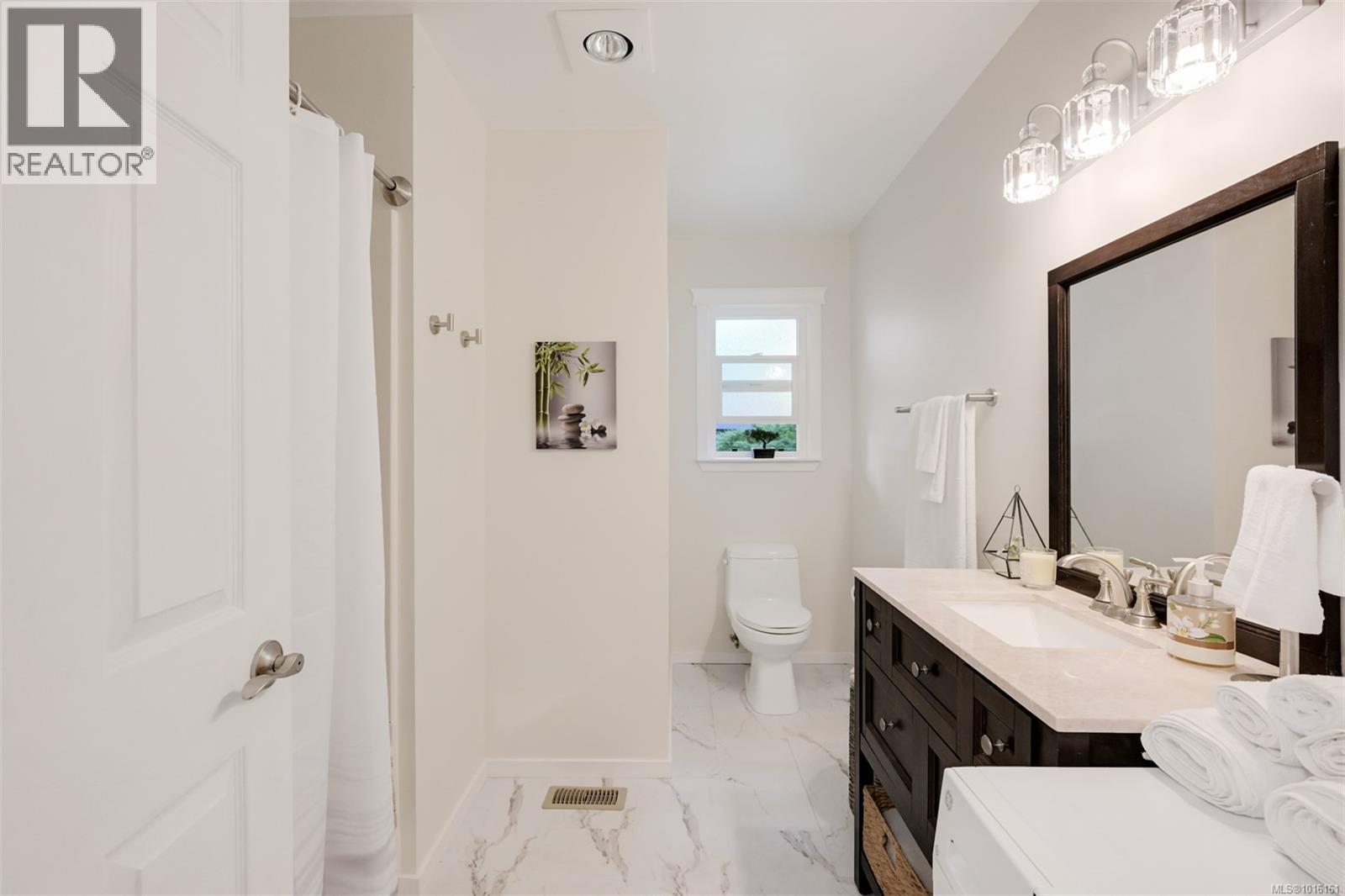  2874 Pickford Road, Colwood