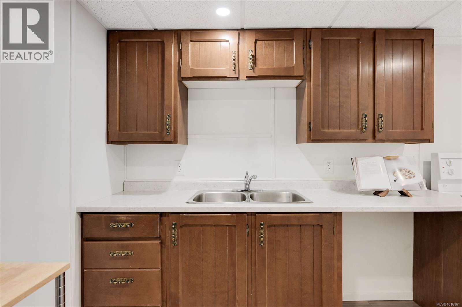  2874 Pickford Road, Colwood