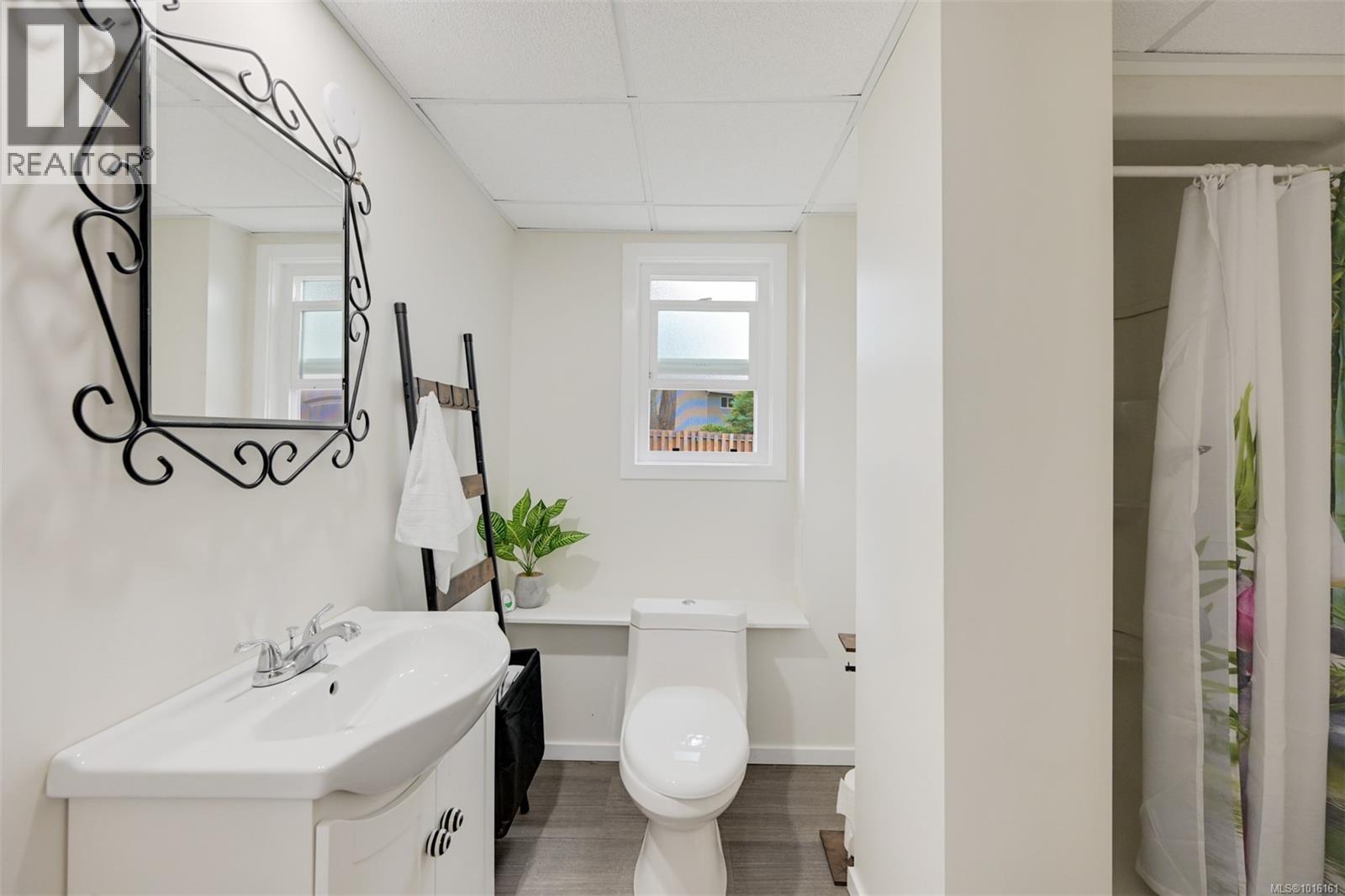  2874 Pickford Road, Colwood