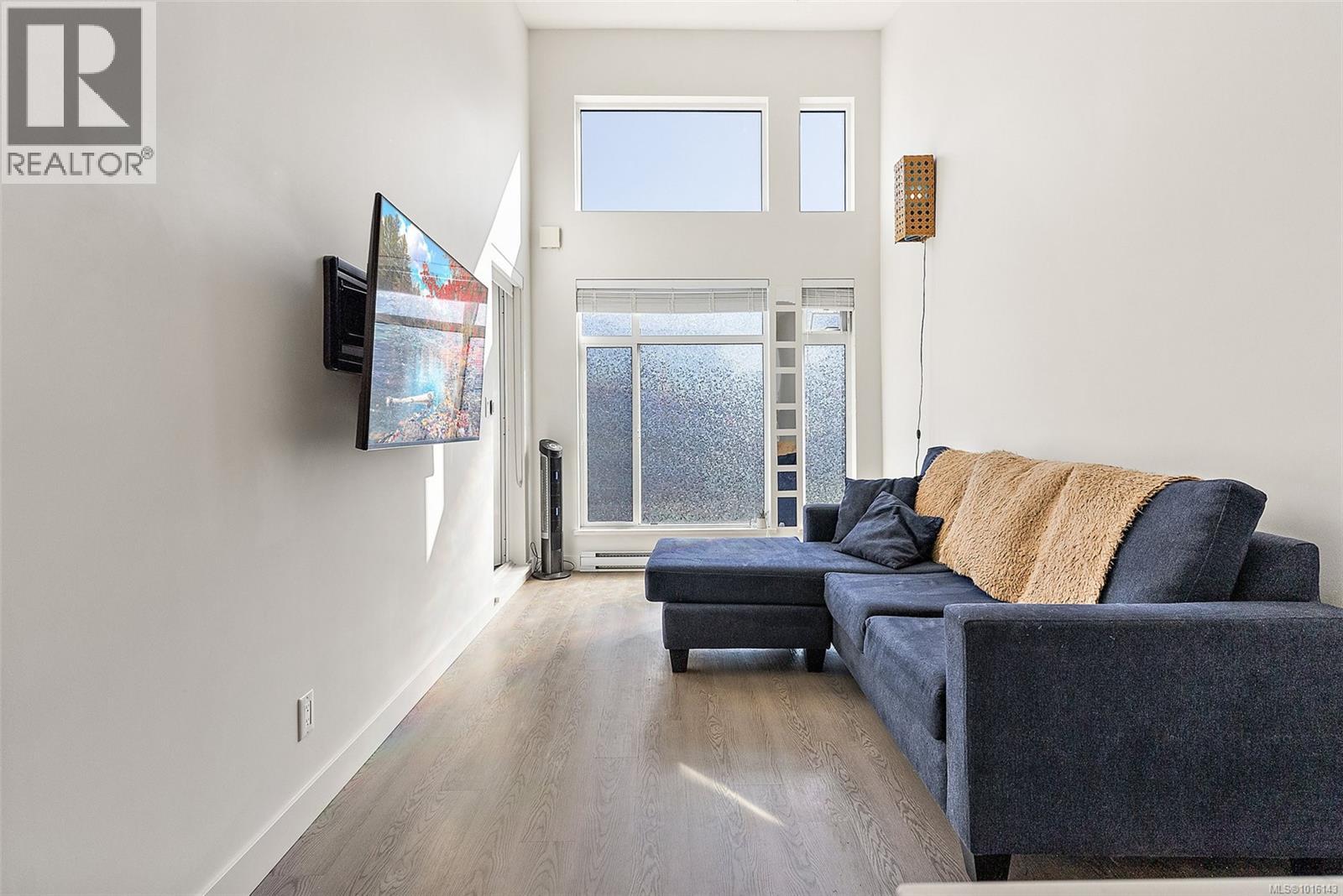 403 707 Treanor Avenue, Langford